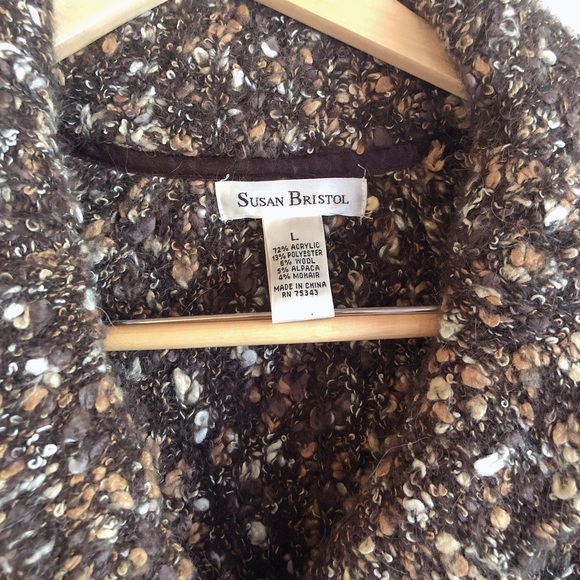 Warm and fuzzy sweater - Picture 3 of 3